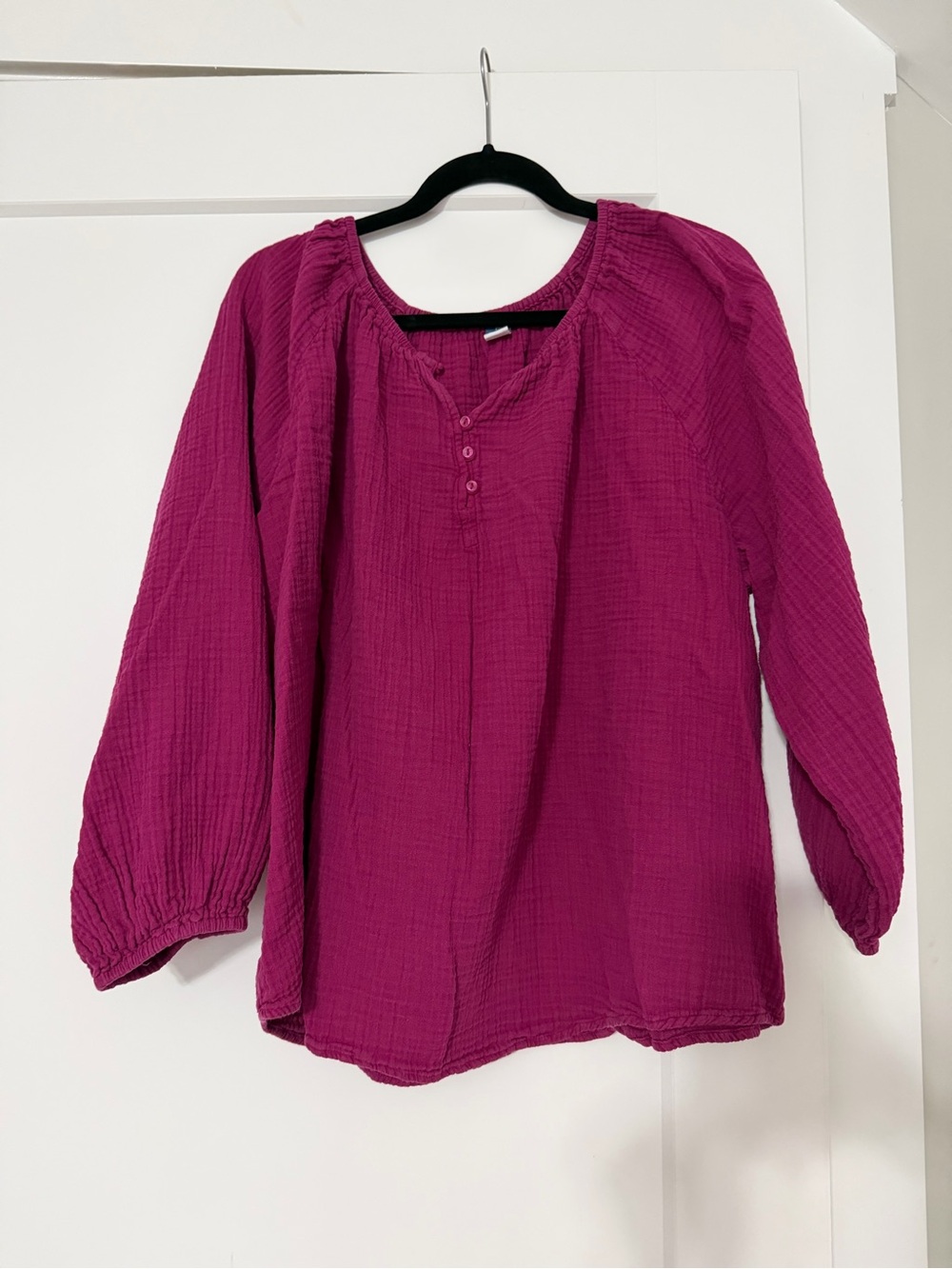 Old Navy Magenta Textured Peasant Blouse